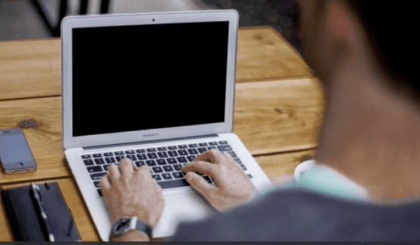 How to work Part time in UAE